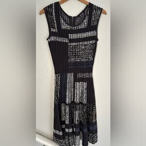 NIC+ZOE Knit Dress Gray Blue Office Dark Goth Artsy Geo Sweater Sleeveless